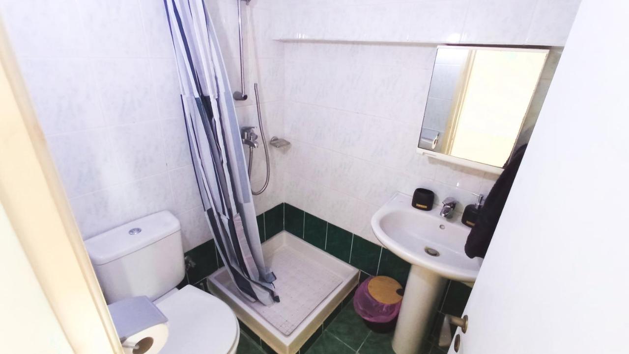 Luxury Maisonette Apartment -Sea View, Netflix, Gym- 5 Min From Beach Ларнака Экстерьер фото