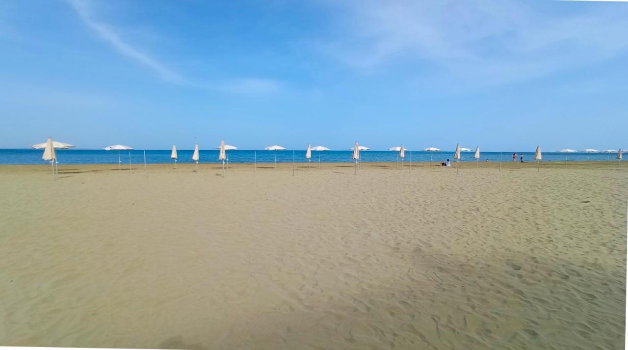 Luxury Maisonette Apartment -Sea View, Netflix, Gym- 5 Min From Beach Ларнака Экстерьер фото